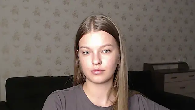 EmySway online show from December 12, 2024, 7:26 pm