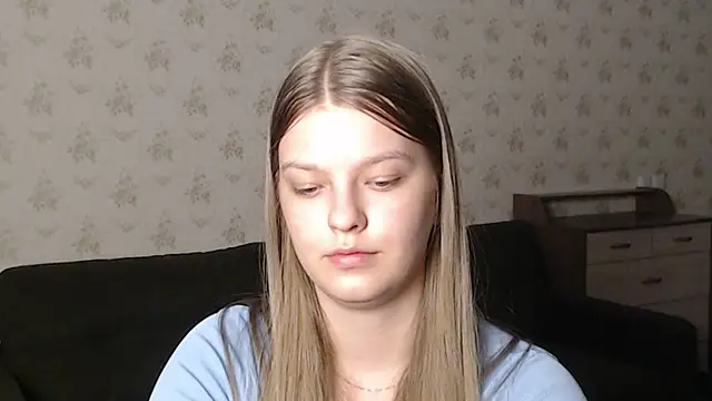 EmySway online show from March 11, 2025, 8:09 pm