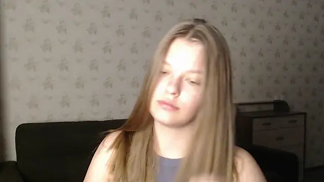 EmySway online show from January 21, 2025, 10:19 pm