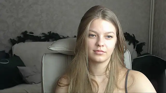 EmySway online show from January 30, 2025, 4:37 am
