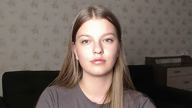 EmySway online show from December 12, 2024, 10:31 pm
