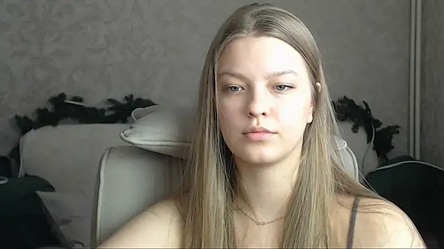 EmySway online show from January 31, 2025, 4:36 am