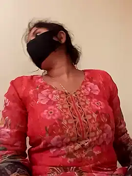 Cute Nipa online show from February 6, 2025, 6:18 am