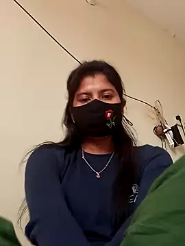 Cute Nipa online show from January 5, 2025, 4:36 am