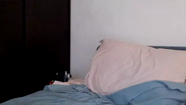 Snapshot of Scarlettford chatting on October 24, 2025, 4:28 pm Scarlettford online show from October 24, 2025, 4:28 pm