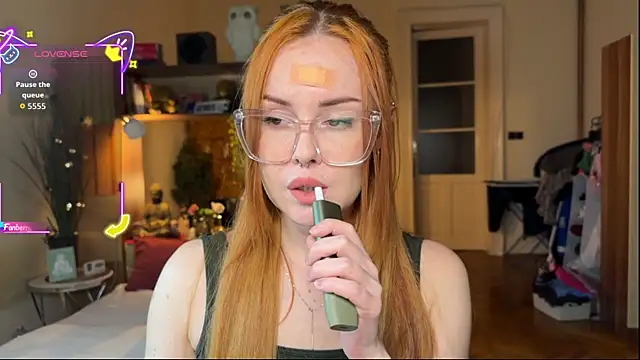 Snapshot of Sargonium999 chatting on October 25, 2025, 4:29 pm Sargonium999 online show from October 25, 2025, 4:29 pm