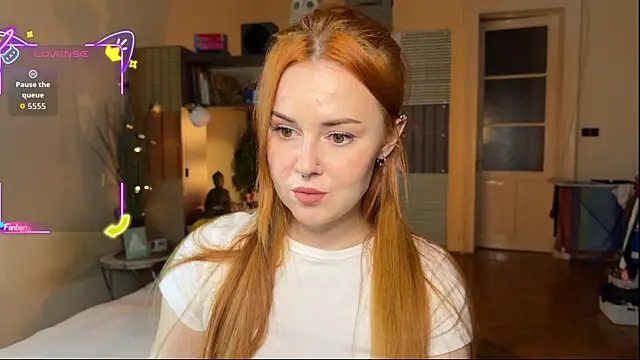 Snapshot of Sargonium999 chatting on October 10, 2025, 6:31 pm Sargonium999 online show from October 10, 2025, 6:31 pm