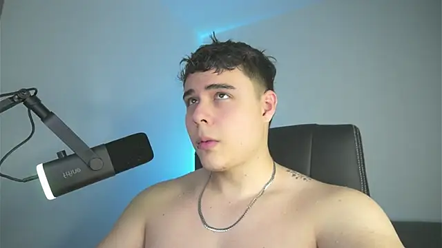 Snapshot of odin_blake chatting on March 1, 2025, 2:15 am odin blake online show from March 1, 2025, 2:15 am