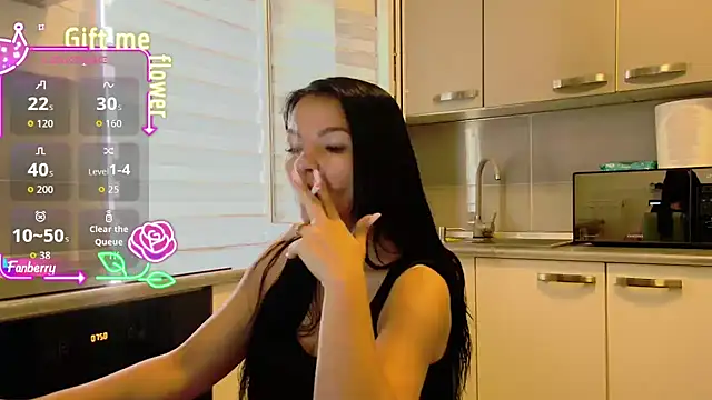 alisoncassie online show from September 18, 2025, 4:59 am