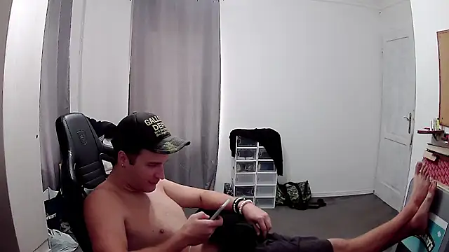 PKrisztian online show from September 26, 2025, 11:39 am