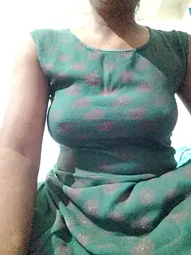 rituporna2004 online show from January 17, 2026, 2:59 am