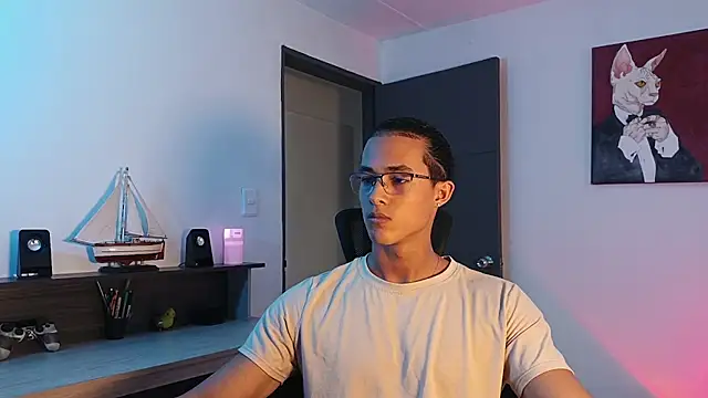 alejo x3 online show from November 29, 2025, 9:48 pm