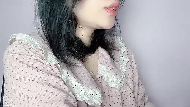 Baenee online show from February 8, 2026, 1:31 pm