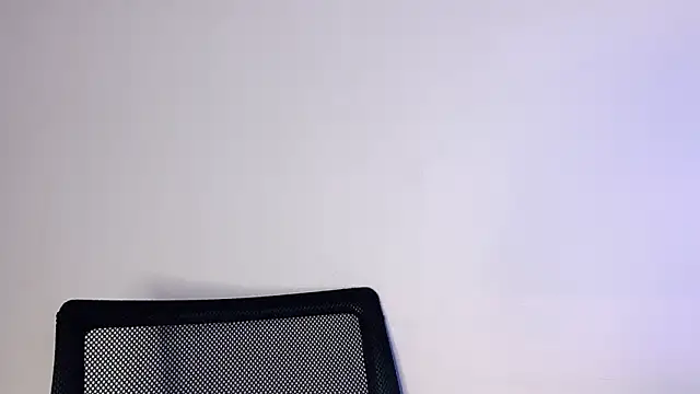 Baenee online show from April 13, 2026, 2:43 pm