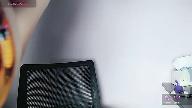 Baenee online show from October 3, 2025, 5:14 pm