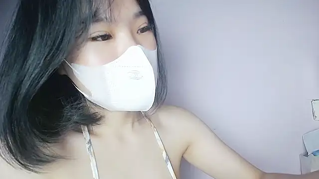 Baenee online show from October 2, 2025, 5:49 pm