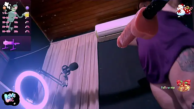 Snapshot of waterfalls_girl chatting on December 21, 2025, 10:54 pm waterfalls girl online show from December 21, 2025, 10:54 pm