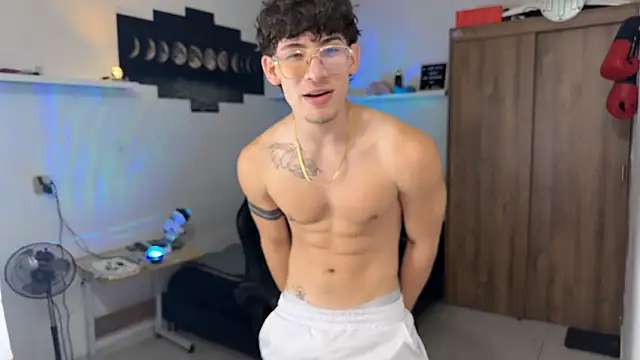 Snapshot of Kisan_Smith chatting on February 17, 2026, 2:31 am Kisan Smith online show from February 17, 2026, 2:31 am