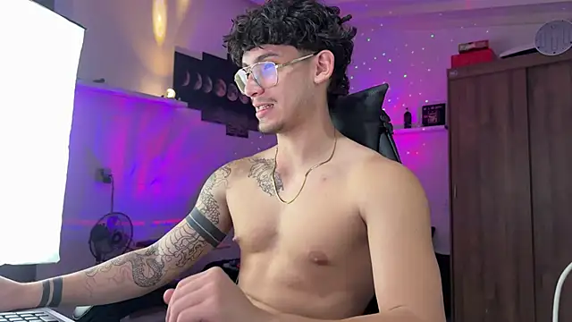 Kisan Smith online show from April 11, 2026, 8:18 am