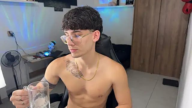 Snapshot of Kisan_Smith chatting on February 22, 2026, 3:31 am Kisan Smith online show from February 22, 2026, 3:31 am