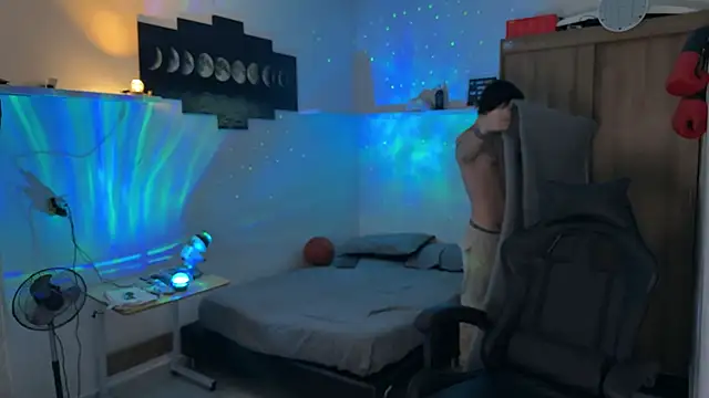 Snapshot of Kisan_Smith chatting on February 25, 2026, 3:40 am Kisan Smith online show from February 25, 2026, 3:40 am