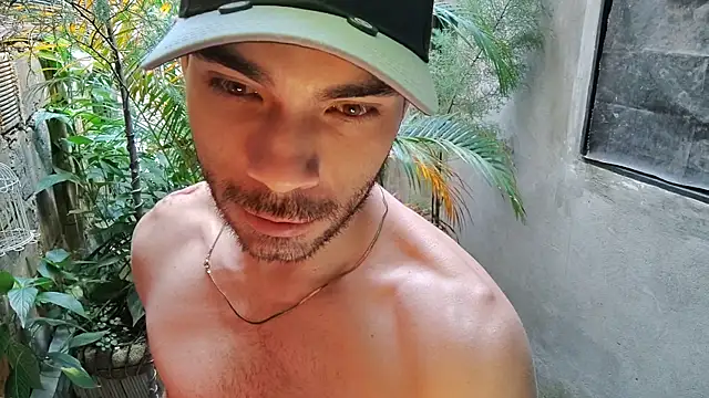 sexyboycolombi4 online show from January 23, 2025, 4:59 pm
