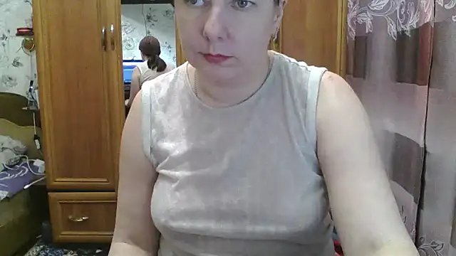 SophieNightAh online show from February 2, 2025, 3:17 pm