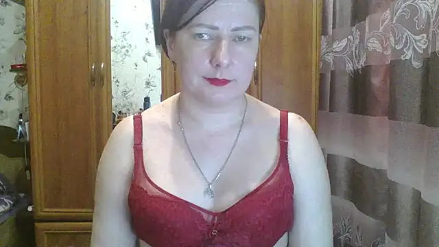 SophieNightAh online show from February 6, 2025, 2:26 pm