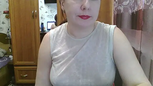 SophieNightAh online show from February 2, 2025, 11:18 am