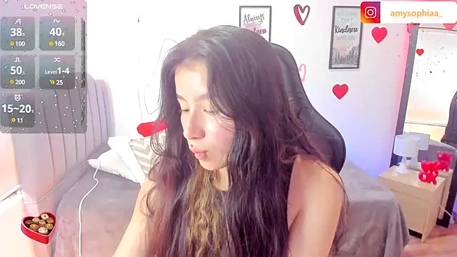 Amy joones online show from February 20, 2025, 4:47 pm