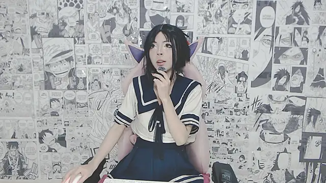 Snapshot of Miahparker chatting on October 24, 2025, 4:11 am Miahparker online show from October 24, 2025, 4:11 am