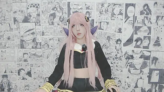 Snapshot of Miahparker chatting on October 4, 2025, 2:24 am Miahparker online show from October 4, 2025, 2:24 am