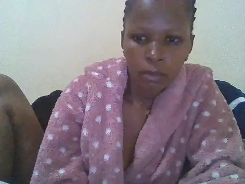 Snapshot of CharlotteDee chatting on October 1, 2025, 6:12 pm CharlotteDee online show from October 1, 2025, 6:12 pm