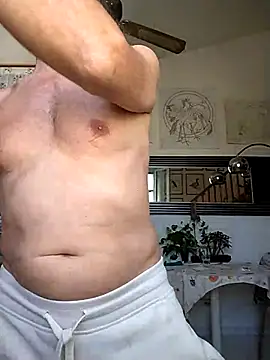 Snapshot of MadProfessor chatting on September 30, 2025, 10:21 am MadProfessor online show from September 30, 2025, 10:21 am