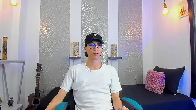 Nikolay Gregori online show from February 13, 2025, 7:35 am