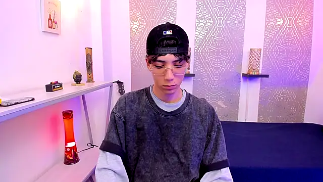 Nikolay Gregori online show from December 23, 2025, 4:12 am