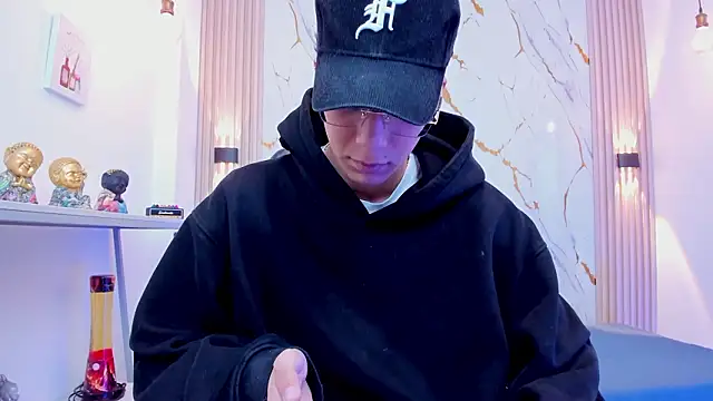 Nikolay Gregori online show from February 4, 2026, 3:56 am