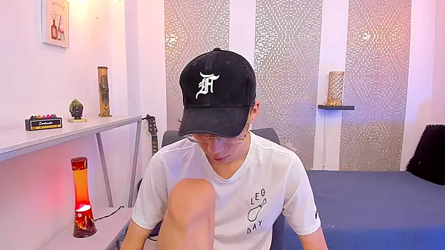 Nikolay Gregori online show from December 3, 2025, 5:08 am