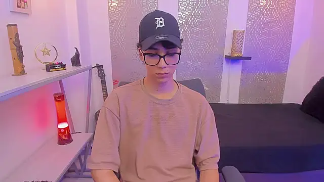 Snapshot of Nikolay_Gregori chatting on September 28, 2025, 4:41 am Nikolay Gregori online show from September 28, 2025, 4:41 am