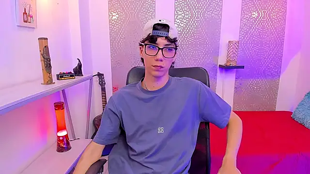 Snapshot of Nikolay_Gregori chatting on October 7, 2025, 4:24 am Nikolay Gregori online show from October 7, 2025, 4:24 am