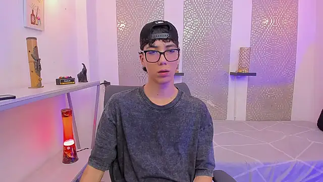 Snapshot of Nikolay_Gregori chatting on September 30, 2025, 4:18 am Nikolay Gregori online show from September 30, 2025, 4:18 am