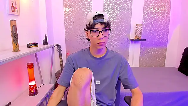 Snapshot of Nikolay_Gregori chatting on October 8, 2025, 4:25 am Nikolay Gregori online show from October 8, 2025, 4:25 am