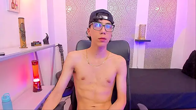 Snapshot of Nikolay_Gregori chatting on September 26, 2025, 4:19 am Nikolay Gregori online show from September 26, 2025, 4:19 am