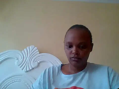 Snapshot of Sexxy-Shie chatting on September 24, 2025, 7:04 am Sexxy-Shie online show from September 24, 2025, 7:04 am