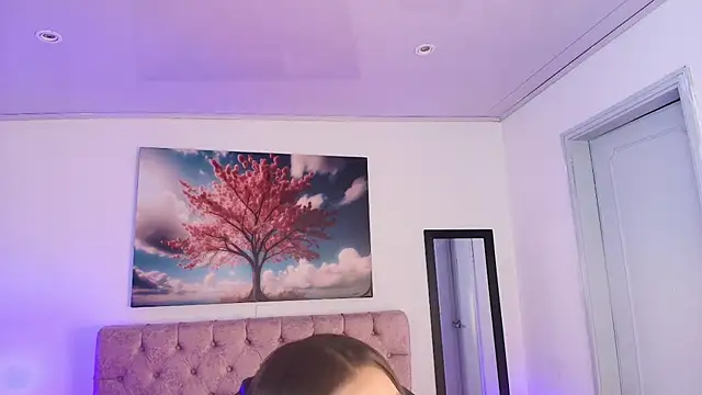 Snapshot of Julianaa_Castro_ chatting on February 11, 2026, 11:43 am Julianaa Castro online show from February 11, 2026, 11:43 am