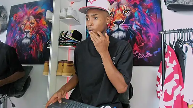 Pantera black 21 online show from February 1, 2026, 7:45 pm