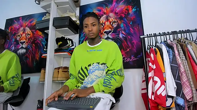 Snapshot of Pantera_black_21 chatting on October 23, 2025, 10:36 am Pantera black 21 online show from October 23, 2025, 10:36 am