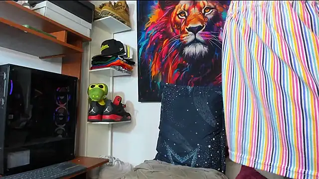 Snapshot of Pantera_black_21 chatting on October 2, 2025, 8:18 am Pantera black 21 online show from October 2, 2025, 8:18 am