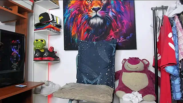 Snapshot of Pantera_black_21 chatting on September 30, 2025, 11:05 am Pantera black 21 online show from September 30, 2025, 11:05 am