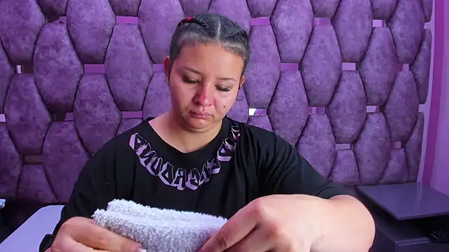 AlaSmith online show from October 18, 2025, 2:35 am